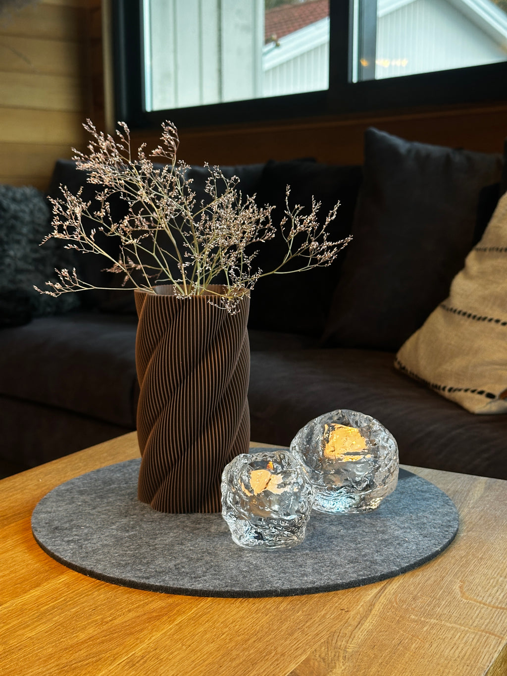 Ribbed Flow Vase M